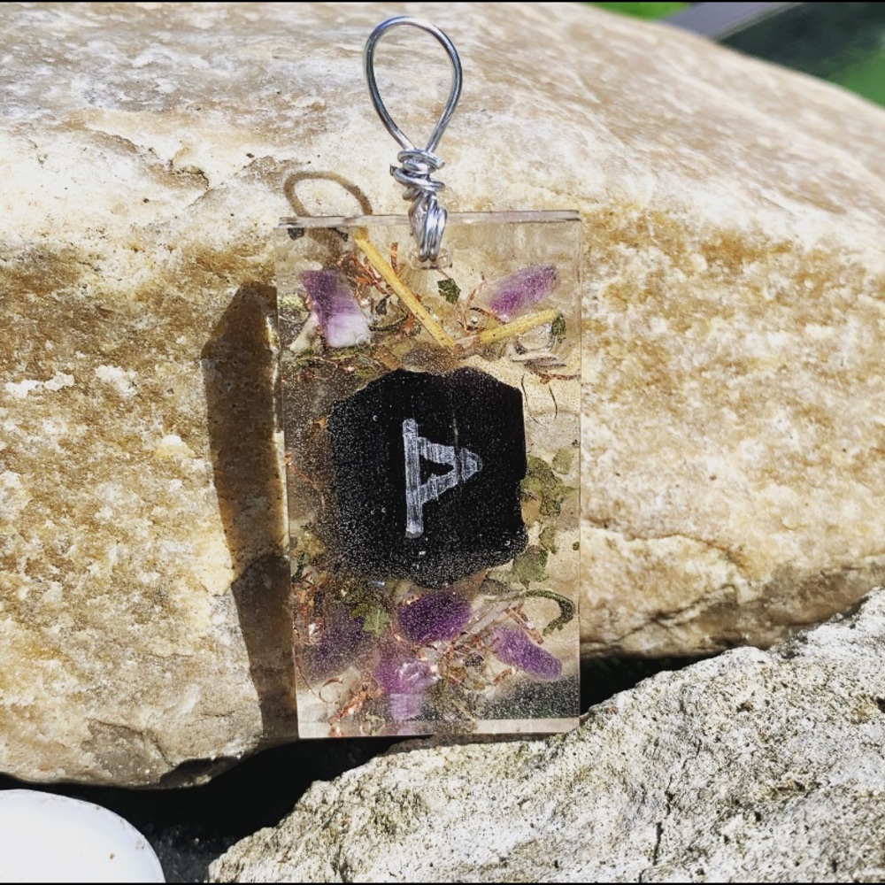 Reversable Thor Rune Orgone Pendant Reiki Infused